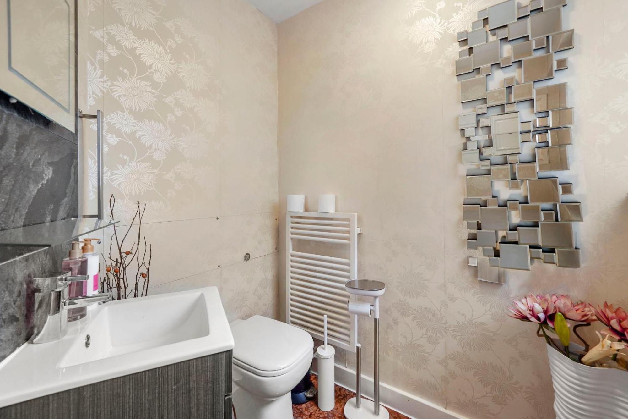 Mews House London With Private Patio & Parkingヴィラ エクステリア 写真